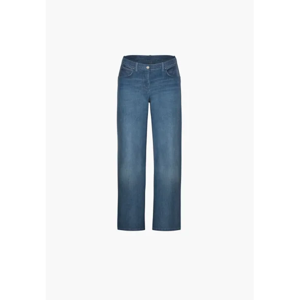 Laurie Carol Loose Jeans